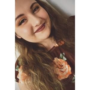 Meet your Posher, Brittney